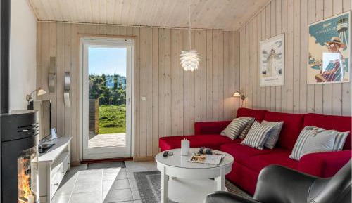 Three-Bedroom Holiday Home 