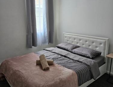 Double Room with Shared Bathroom