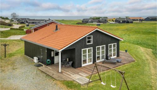 Three-Bedroom Vacation Home 