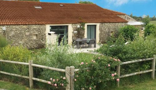 Holiday Home (5 Adults)