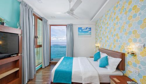 Deluxe Double Room with Sea View (Free Return Airport Transfer and 10% off on Food & Beverage)