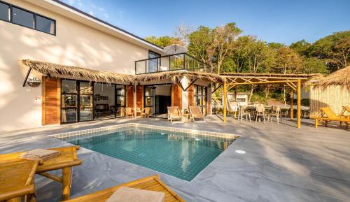 Four-Bedroom Villa