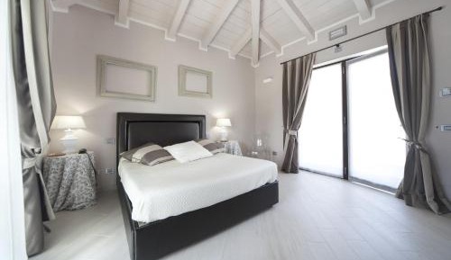 Superior Double or Twin Room with Terrace