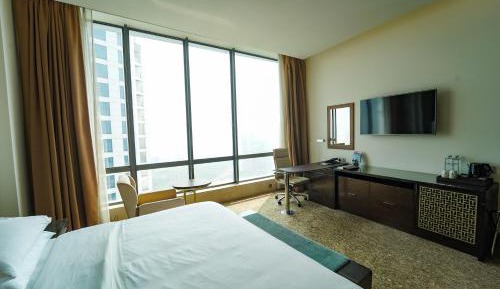 Deluxe Twin Room With Bathtub, 20% F&B Discount & Happy Hours (1 + 1 IMFL - 4 pm to 8 pm at 31/32)