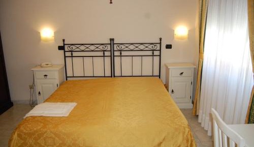 Economy Double or Twin Room