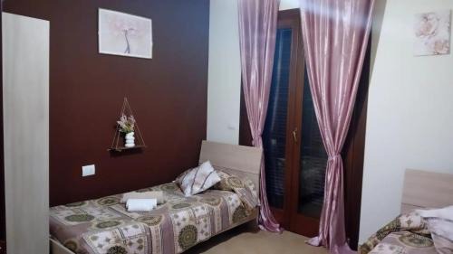 Twin Room with Shared Bathroom