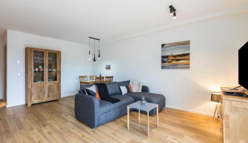 Superior One-Bedroom Apartment