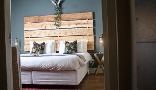 Double or Twin Room with Bathroom