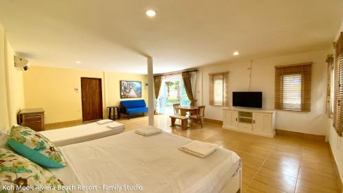 Family Studio