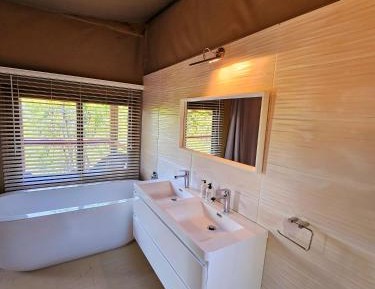Twin Luxury Tented Suite