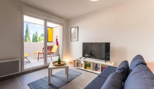 Apartment with Terrace