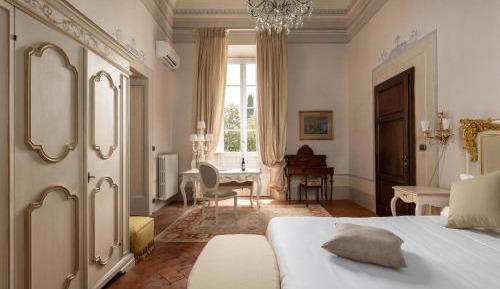 King Room with Balcony
