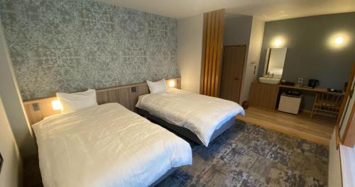 Japanese-Style Deluxe Room with Sea View - Seafood Dinner and Breakfast Included - Non-Smoking