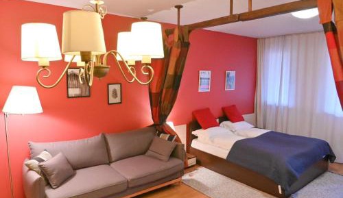 One-Bedroom Apartment with Balcony - 46B at Fortuna