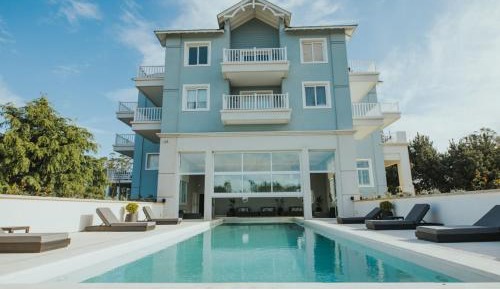 King Suite with Balcony