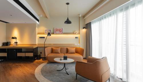 Premium Suite