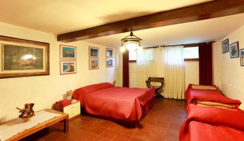 Quadruple Room with Private External Bathroom