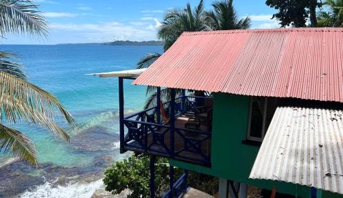 Bungalow - Water Front 