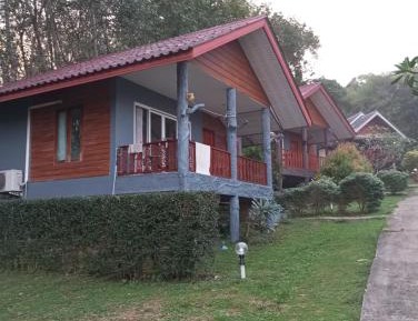 Villa with Garden View