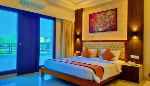 Deluxe Double Room with Balcony