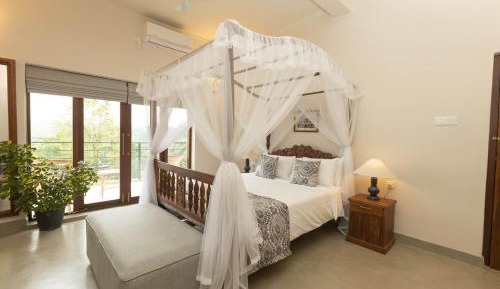 Deluxe Double or Twin Room with River View