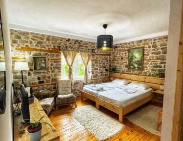 Standard Double or Twin Room with Garden View