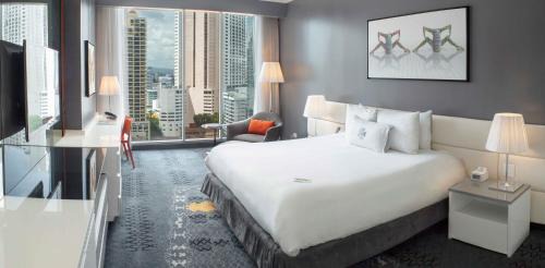 Deluxe Room 1 King Bed
