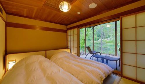 Deluxe Japanese Style Twin Room with Hot Spring Outside Bath