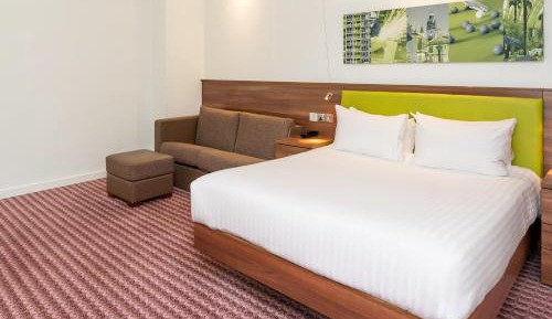 Queen Room with Sofa Bed