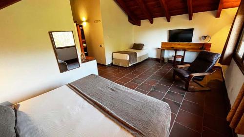 Family Triple Suite