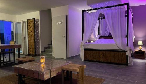 Suite with Private Pool