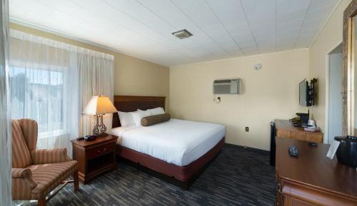King Room - Poolside
