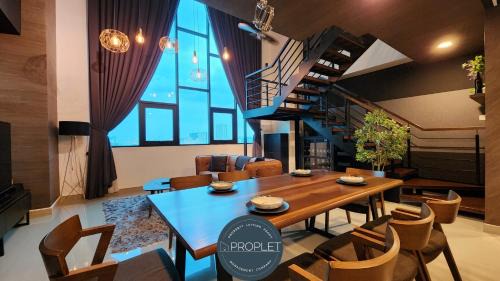 Apartment - Split Level