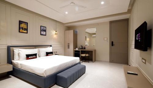 King Room with Balcony