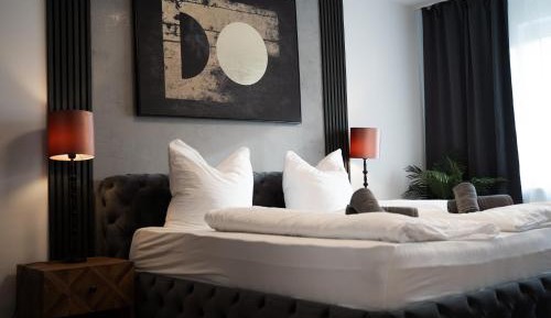 Two-Bedroom Deluxe Apartment
