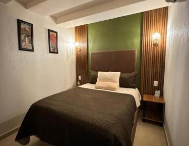 Queen Room
