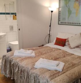 Double Room with Private Bathroom