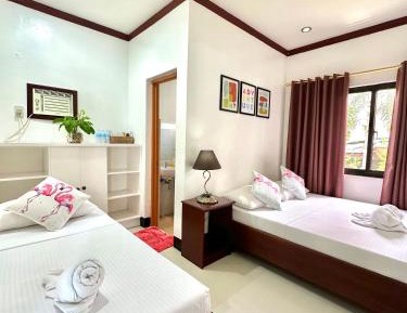 Triple Room with Private Bathroom