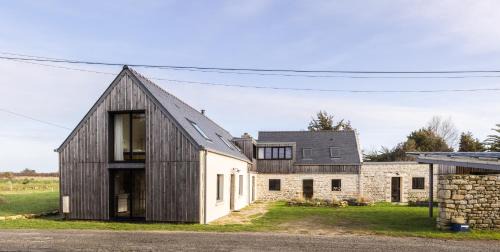 Seven-Bedroom House