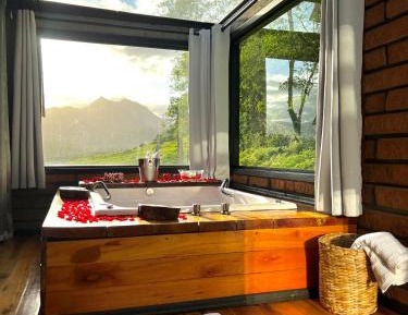 Suite with Spa Bath