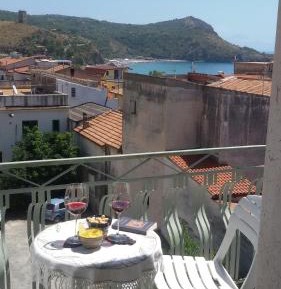 Double Room with Balcony and Sea View