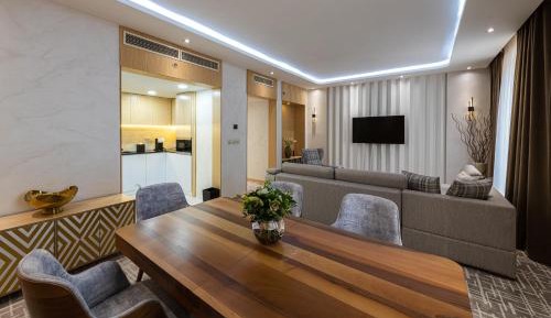 One-Bedroom Apartment with Terrace