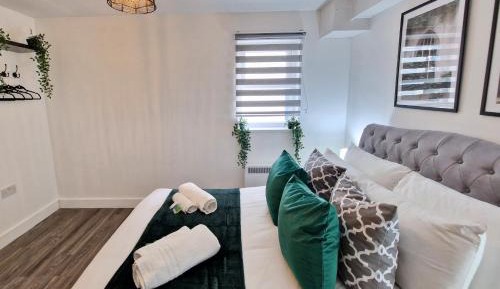 Apartment with Shower