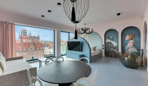 Studio Apartment