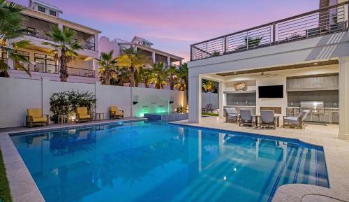One-Bedroom Holiday Home