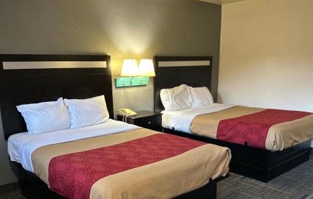 Double Room with Two Double Beds - Smoking