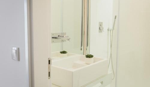One-Bedroom Apartment (4 Adults)