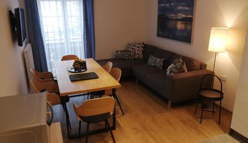 Two-Bedroom Apartment with Mountain View
