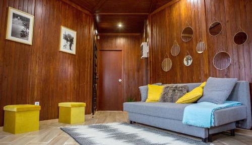 One-Bedroom Bungalow