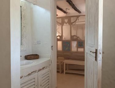 Queen Room with Garden View